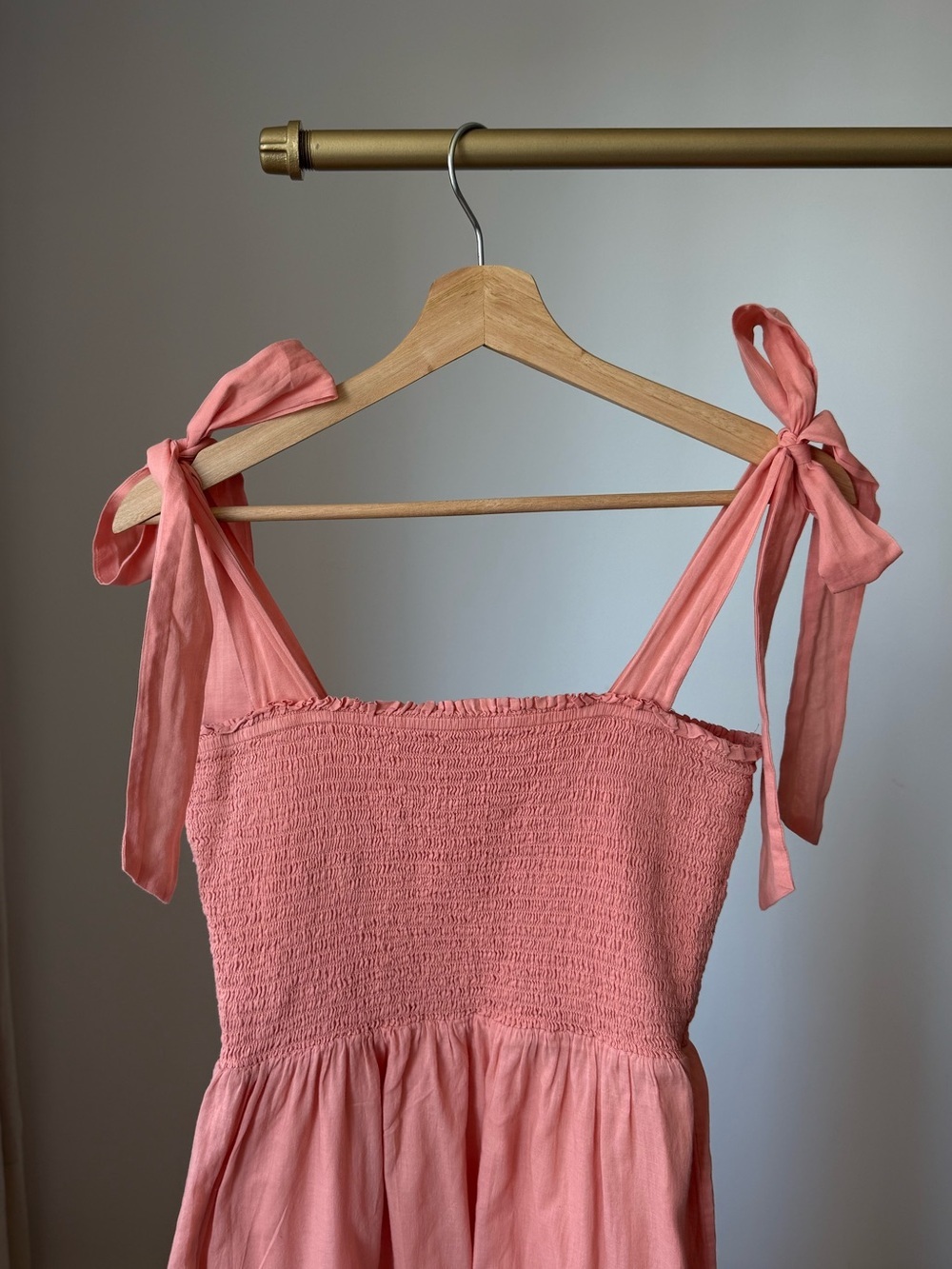 Wilfred Alba Smocked Maxi Dress Coral Pink Tiered S - Picture 4 of 13